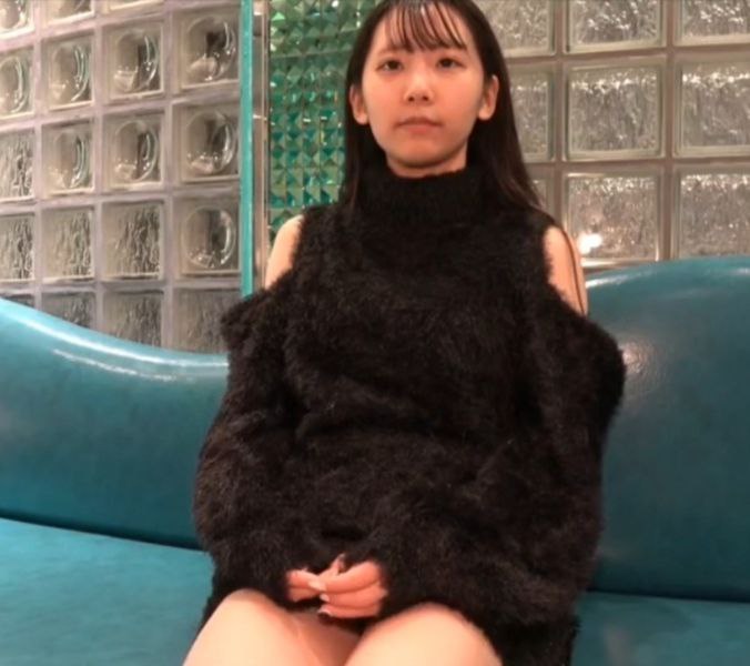 美女镣铐陌生的城市，工厂人妻同事，互相解决生【完整版47分钟已上传到简 介】